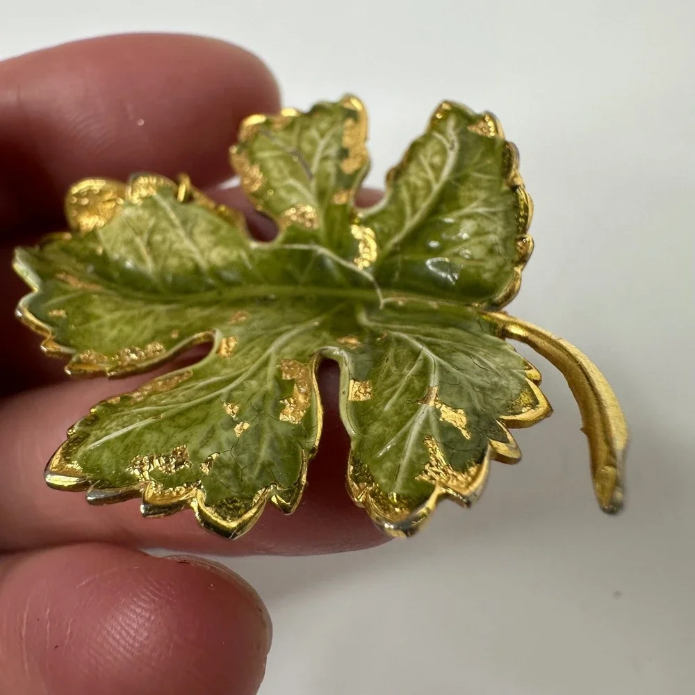 Vintage Green Enamel Leaf Brooch Gold Tone Miraculous Medal Charm Spring Pin